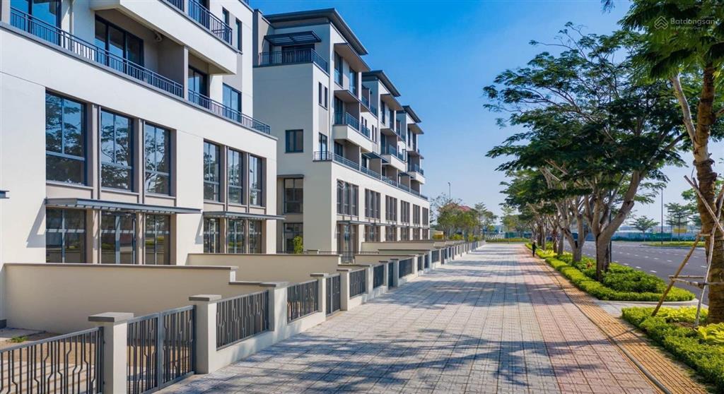 Hot! nắm chính chủ nhiều hàng chuyển nhượng bt swan park, hotline 0909 165 ***