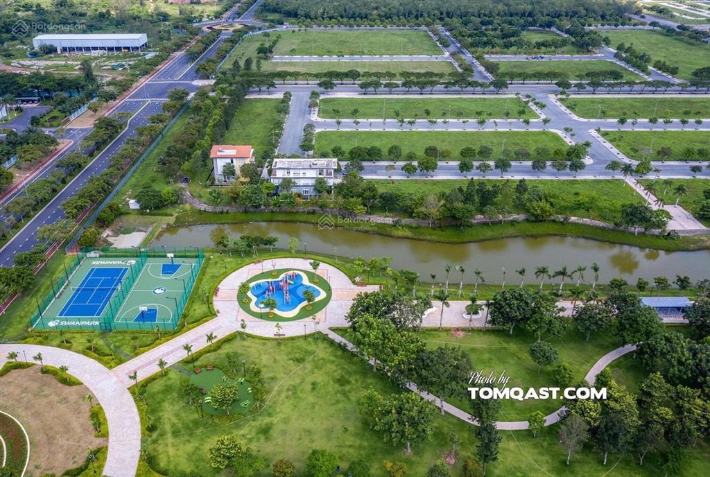 Hot! nắm chính chủ nhiều hàng chuyển nhượng bt swan park, hotline 0909 165 ***