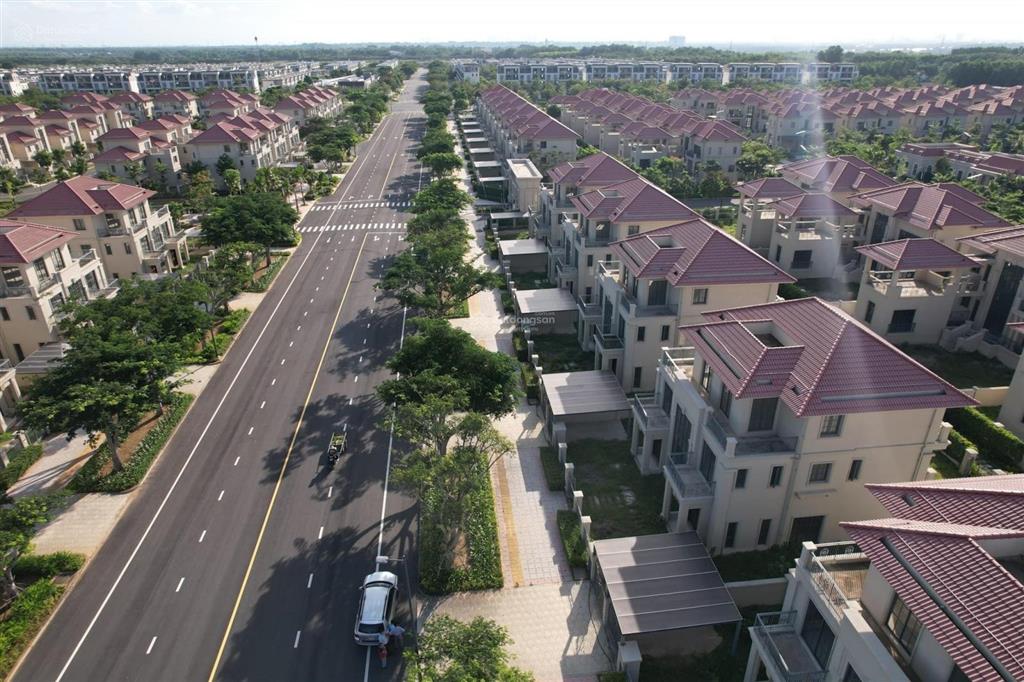 Hot! nắm chính chủ nhiều hàng chuyển nhượng bt swan park, hotline 0909 165 ***