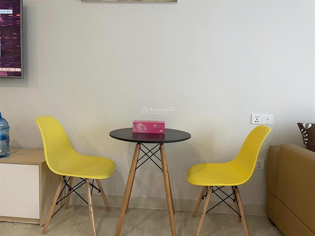Chính chủ cần bán căn hộ 51,7 m² studio, view hồ bơi xéo biển, full nội thất, giá 5,1 tỷ