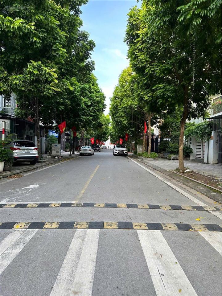 Chính chủ bán biệt thự siêu rẻ tại kđt foresa villa, xuân phương,  ngay 0943 926 ***