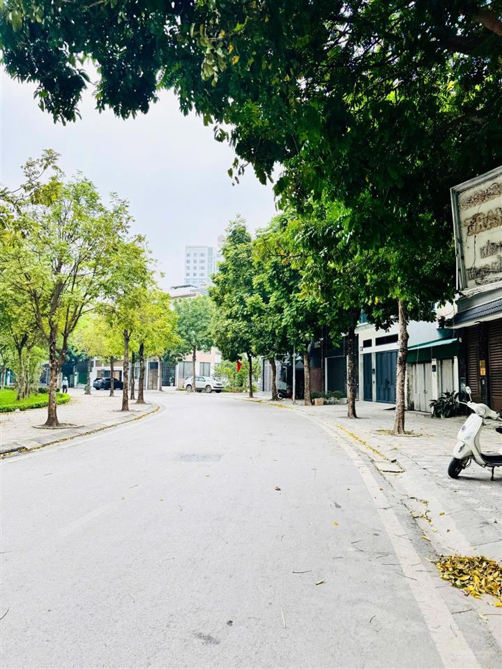 Bán biệt thự bt15 khu đô thị tasco xuân phương, giá tốt