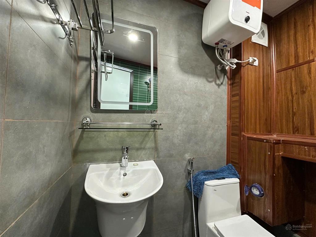 Cho thuê căn hộ studio tại 18 phố hàm long chỉ hơn 5 tr