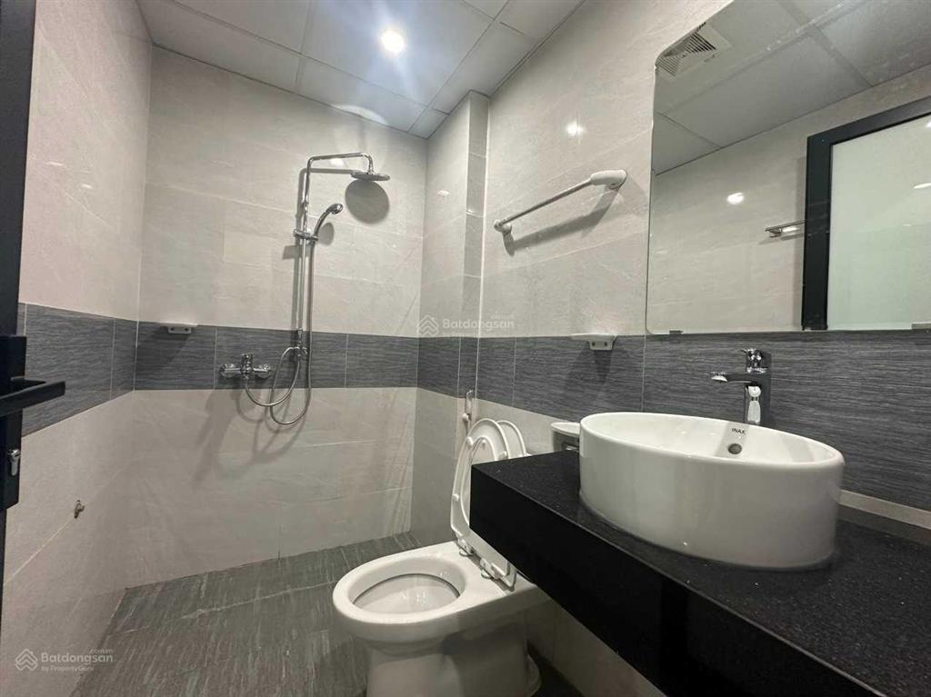 Chính chủ cho thuê căn hộ cao cấp, pccc đầy đủ tại 1061 hồng hà  hoàn kiếm, canh 3 bệnh viện lớn