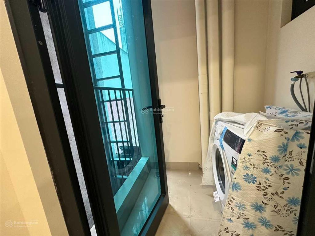 Chính chủ cho thuê căn hộ cao cấp, pccc đầy đủ tại 1061 hồng hà  hoàn kiếm, canh 3 bệnh viện lớn