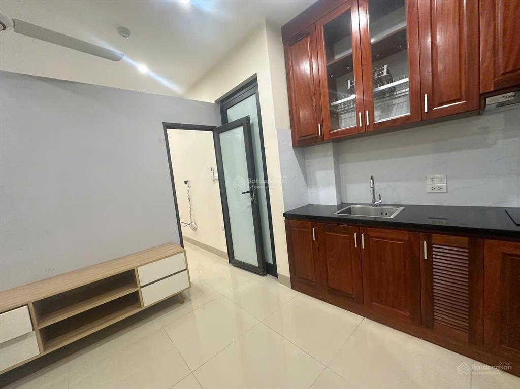 Chính chủ cho thuê căn hộ cao cấp, pccc đầy đủ tại 1061 hồng hà  hoàn kiếm, canh 3 bệnh viện lớn