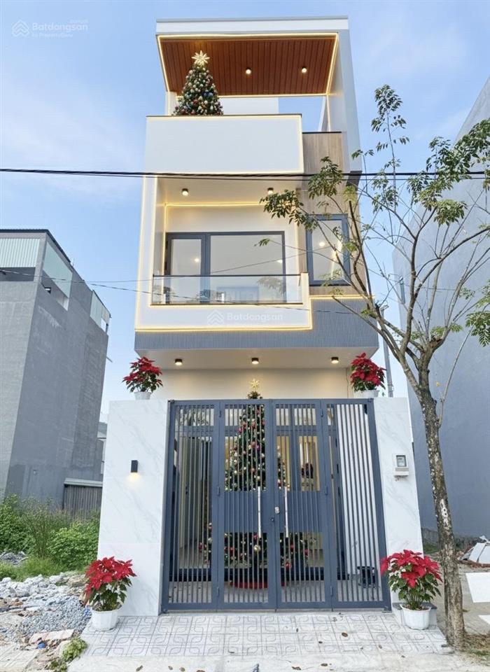 Bán nhà riêng 3 tầng mới xây gần ngã 3 đường lò lu nguyễn xiển view sông cực mát hướng đông nam