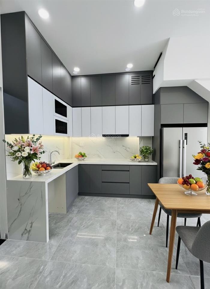 Bán nhà riêng 3 tầng mới xây gần ngã 3 đường lò lu nguyễn xiển view sông cực mát hướng đông nam