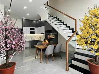 Bán nhà riêng 3 tầng mới xây gần ngã 3 đường lò lu nguyễn xiển view sông cực mát hướng đông nam