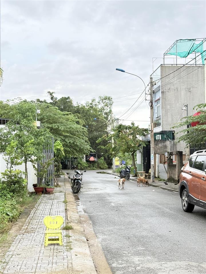 Bán đất ngay sát mặt tiền cụm uỷ ban, trường học, chợ ký túc xá trường đại học