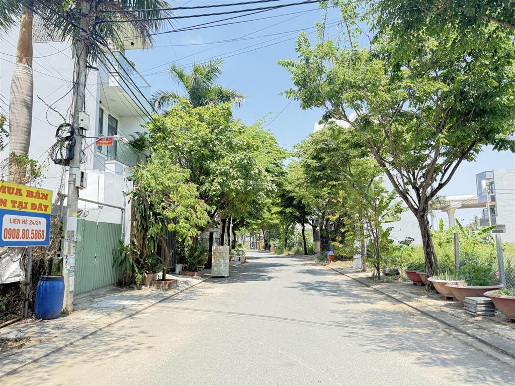 Bán lô i 58m ngay việt nhân nguyễn xiển hướng đnam đường 8m gần sông, gần chung cư vinhomes
