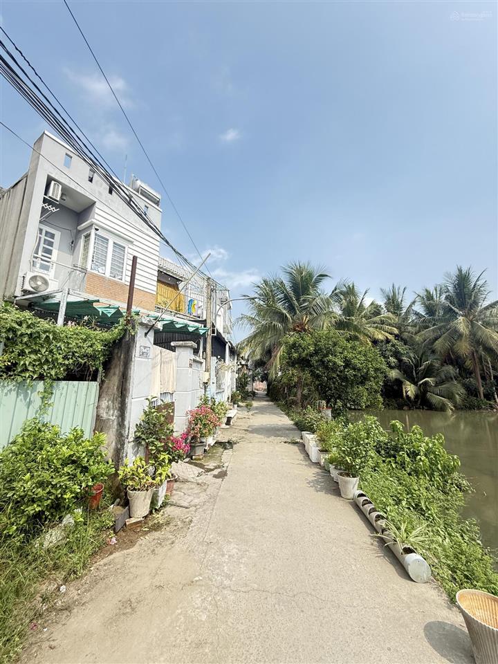 Bán đất tại lò lu, 2,95 tỷ, 58m2, giá siêu rẻ hơn cả long phước chỉ duy nhất nền này