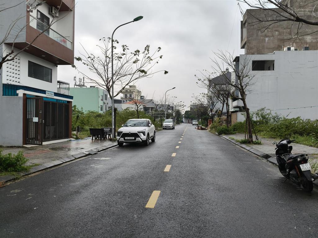 Bán đất nam hoà xuân đường bờ quan 12 b2.24 lô x sạch giá 6ty650.  0932 558 ***