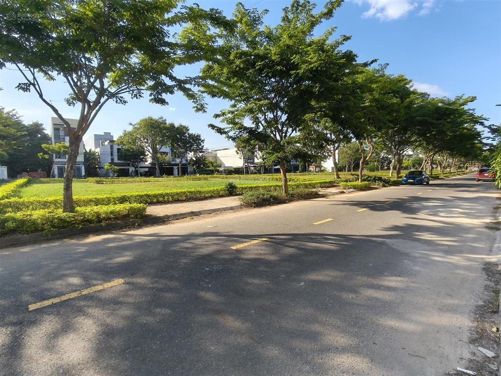 Bán đất hoà xuân đường thanh lương 19 đối diện công viên b1.96 lô 9x giá 6ty5.  0932 558 ***
