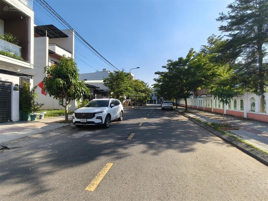 Bán đất hoà xuân đường thanh lương 19 đối diện công viên b1.96 lô 9x giá 6ty5.  0932 558 ***
