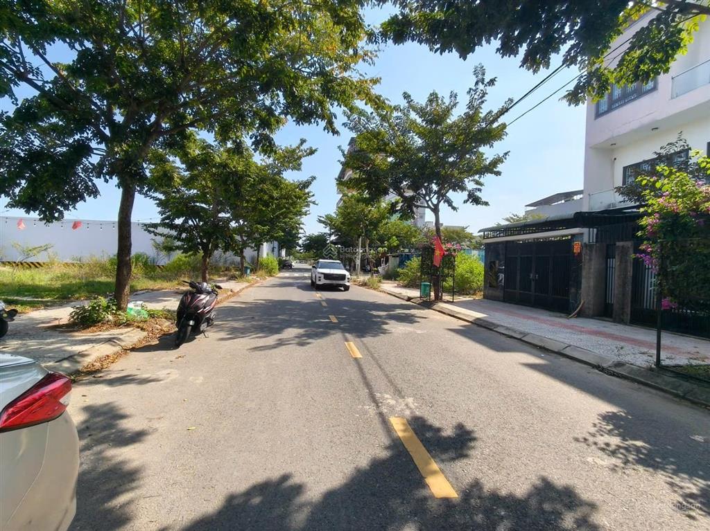 Bán đất nam hòa xuân đường phạm xuân thâm đối lưng minh mạng b2.101 lô 7 giá 4ty750.  0932 558 ***