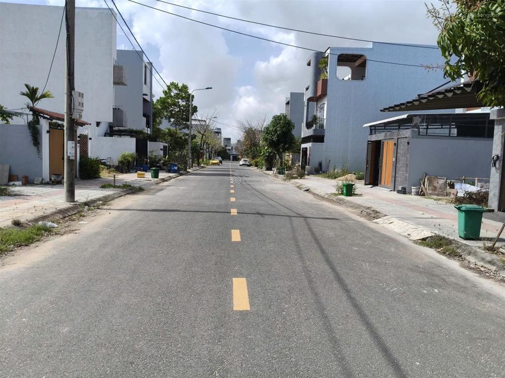 Bán đất nam hoà xuân đường hói kiểng 12 b2.43 lô x giá 4ty380.  0932 558 ***