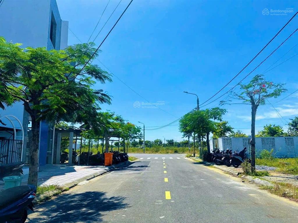Bán đất đầm sen nam hòa xuân gần công viên b2.114 lô 4x giá chỉ 4ty3.  0932 558 ***