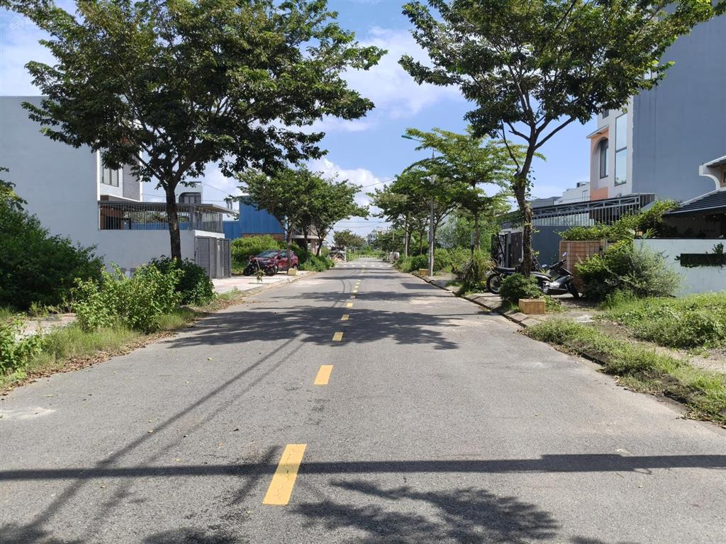 Bán đất nam hòa xuân đường thông 7m5 đức tín b2.92 lô 7x đông nam giá 4ty2.  0932 558 ***
