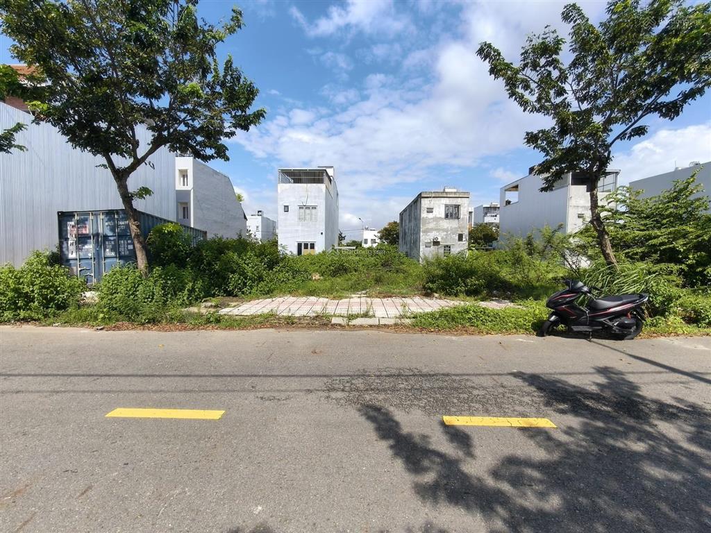 Bán đất nam hòa xuân đường thông 7m5 đức tín b2.92 lô 7x đông nam giá 4ty2.  0932 558 ***