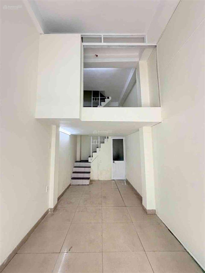 Cần bán nhà mặt tiền lê hồng phong giá 5.6 tỷ.  0905 696 ***
