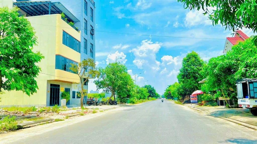 Cần bán mặt tiền tô hiến thành giá sụp hầm cc 0905 696 ***
