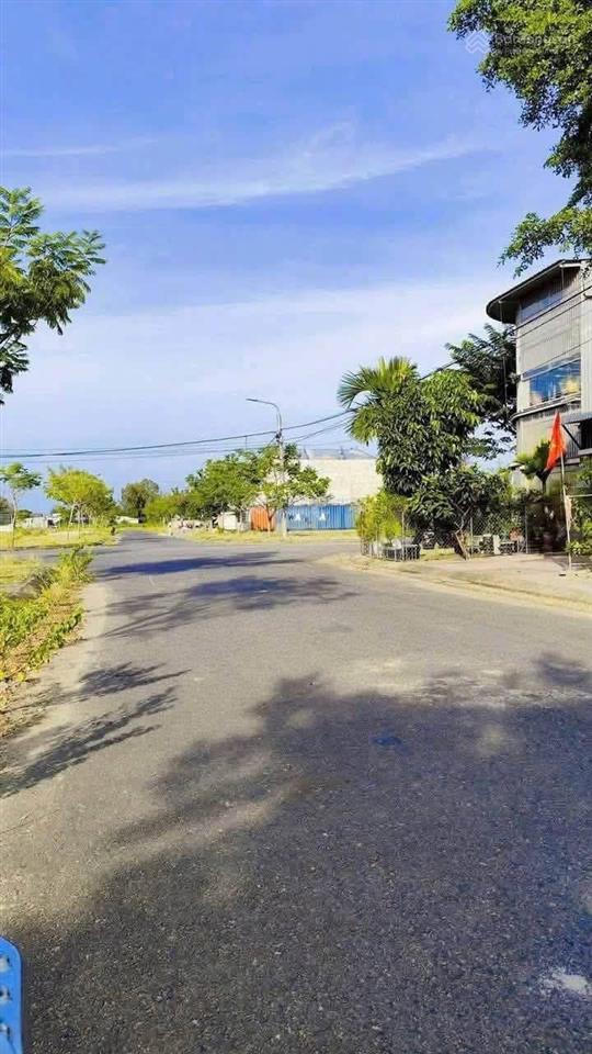 Sụp hầm! bán nhanh lô ngay chợ điện ngọc dt 168,6m2 giá 3,2 tỷ  0905 696 ***