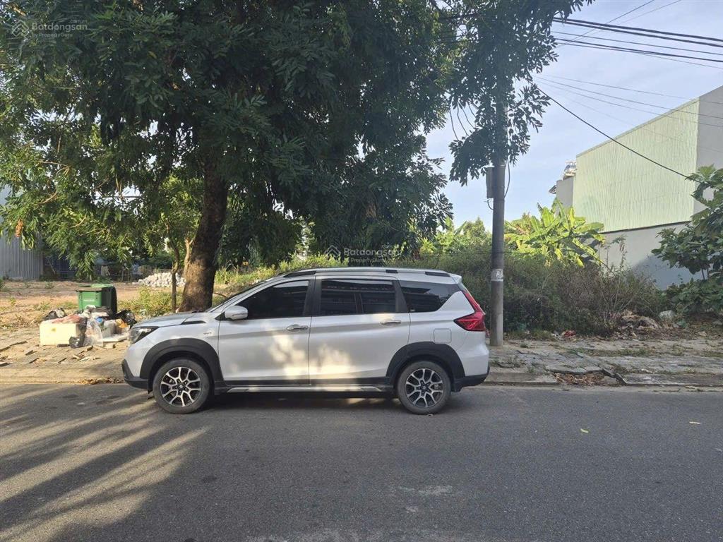 Cần bán nhanh lô kđt 1b ngay fpt dt 142.5 m2 giá 4.4 tỷ  0905 696 ***