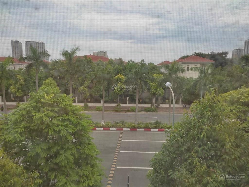 Trống sẵn, chủ nhà đi nước ngoài cần cho thuê liền kề splendora chỉ 17 tr sơn mới  0984 204 ***