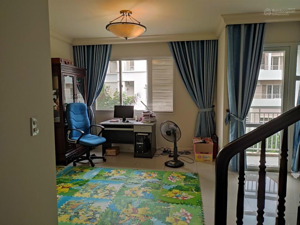 Trống sẵn, chủ nhà đi nước ngoài cần cho thuê liền kề splendora chỉ 17 tr sơn mới  0984 204 ***