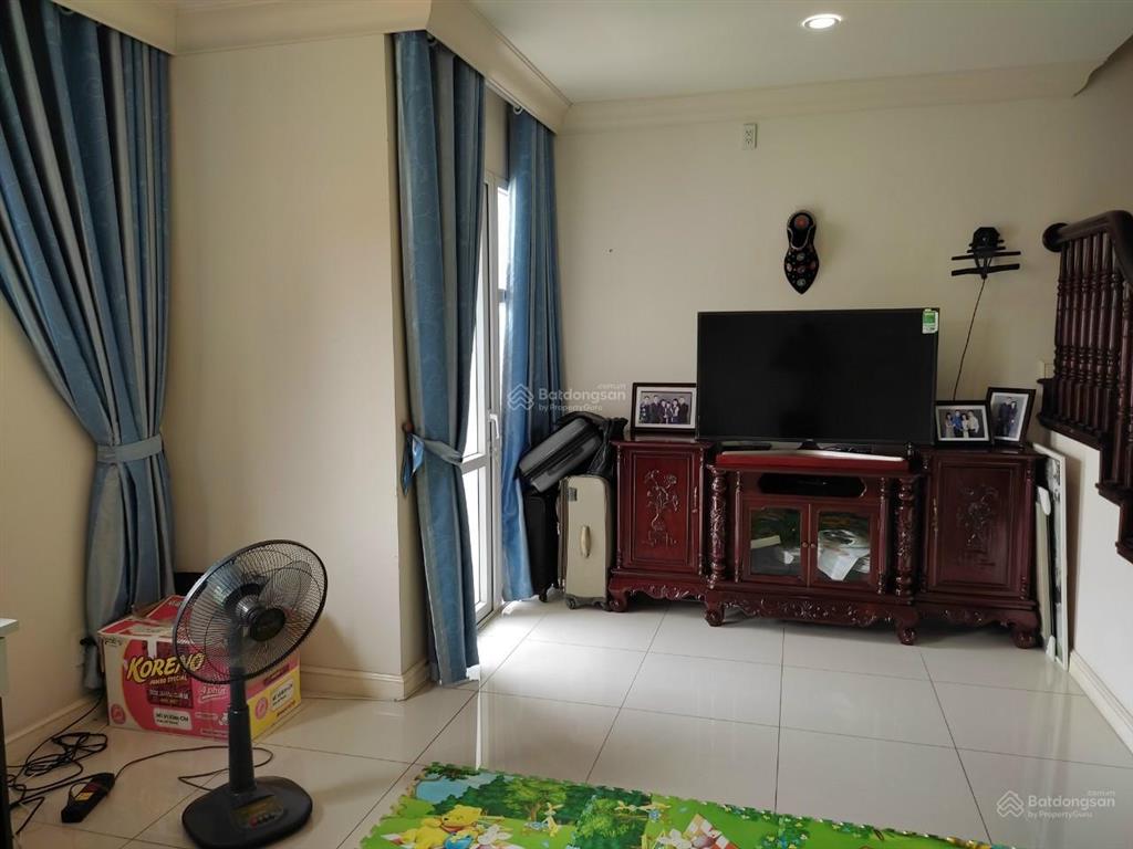 Trống sẵn, chủ nhà đi nước ngoài cần cho thuê liền kề splendora chỉ 17 tr sơn mới  0984 204 ***