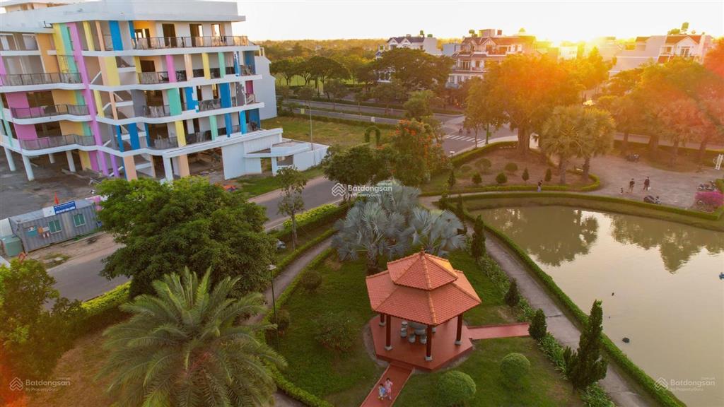 Bán lô đất five star eco city  đối diện hồ sen