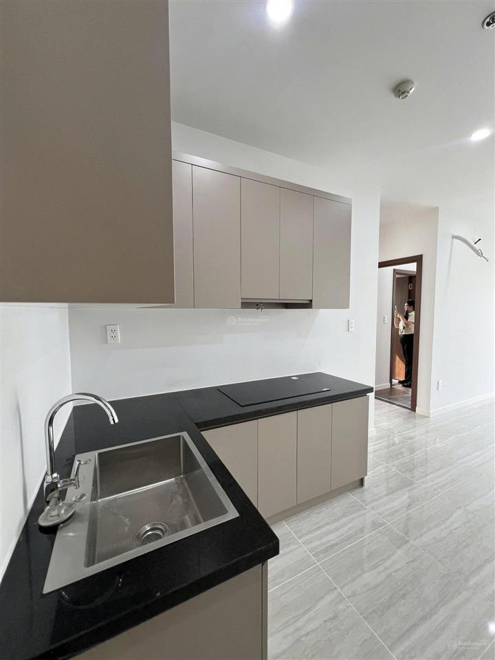 Giá ưu đãi tốt nhất  tại khu đô thị bcons city chỉ với giá 5,2 triệu/tháng 2pn2wc 55m2  chính chủ