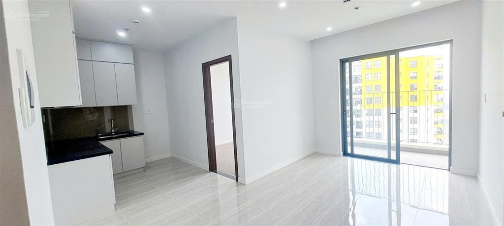 Cho thuê chung cư bcons city tháp emerald  2pn /2wc  view hồ đá làng đại học, giá chỉ 6 triệu/th