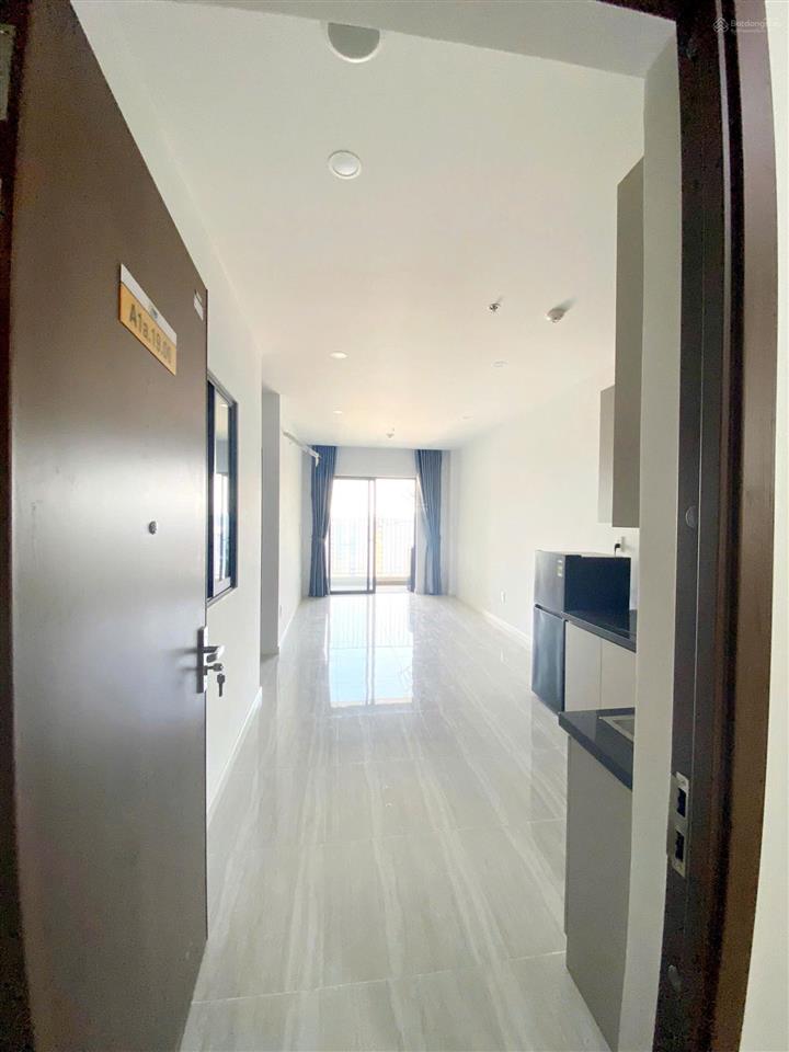 Căn hộ tầng 19 view triệu đô nhưng giá thuê chỉ bằng phòng trọ cao cấp!