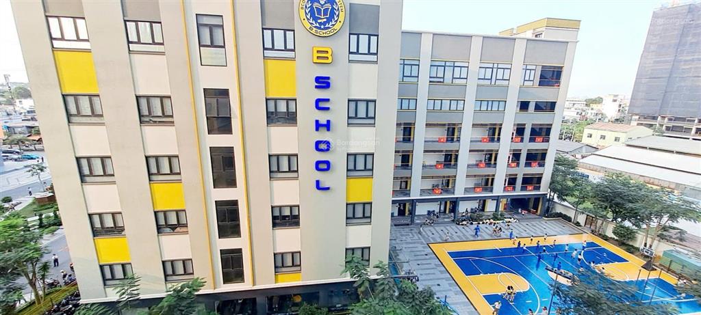 Chỉ 5.6 triệu thuê ngay căn hộ 2pn2wc bcons city  ngay làng đại học, view thành phố cực đẹp!