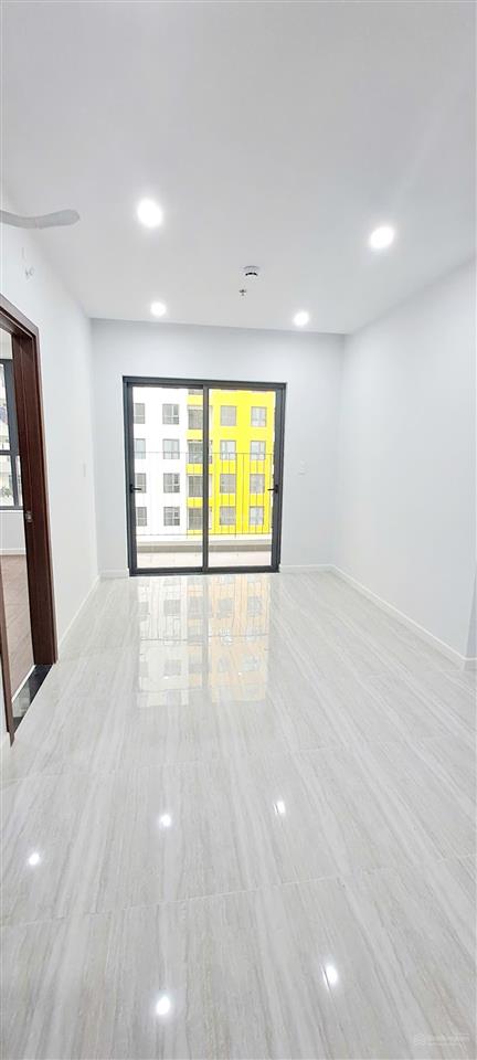 Chỉ 5.6 triệu thuê ngay căn hộ 2pn2wc bcons city  ngay làng đại học, view thành phố cực đẹp!