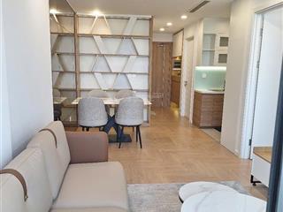 Chung cư học viện quốc phòng, đường hoàng quốc việt, dt 136m2, 3 ngủ, full nội thất, 15tr/tháng