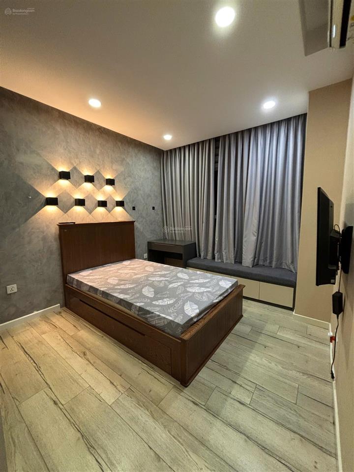 Cho thuê btnv, dt 120m2, 4 tầng, full nội thất đẹp tại khu đô thị việt hưng, p. việt hưng, hn