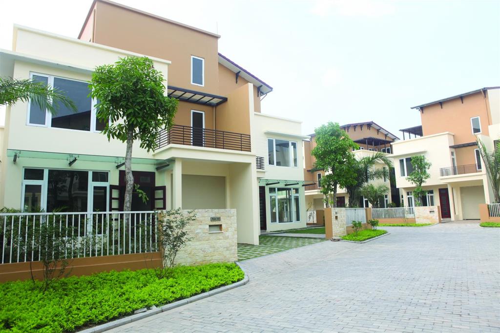 Cho thuê btnv, dt 120m2, 4 tầng, full nội thất đẹp tại khu đô thị việt hưng, p. việt hưng, hn