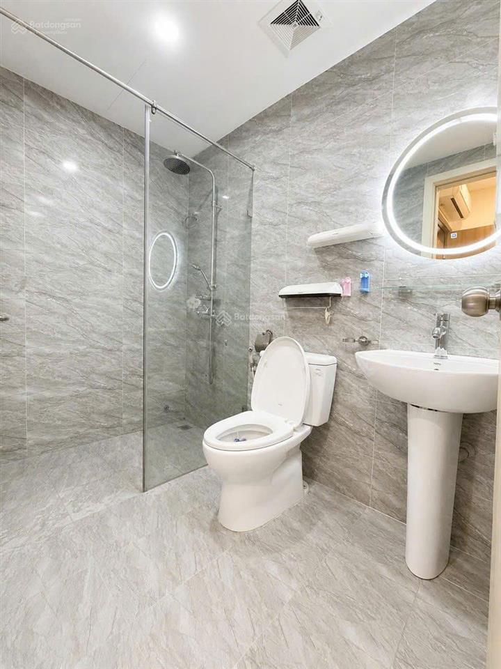 Cho thuê chcc kđtm nghĩa đô, ngõ 106, hoàng quốc việt, căn góc 70m², 2 ngủ, full nội thất, 14tr