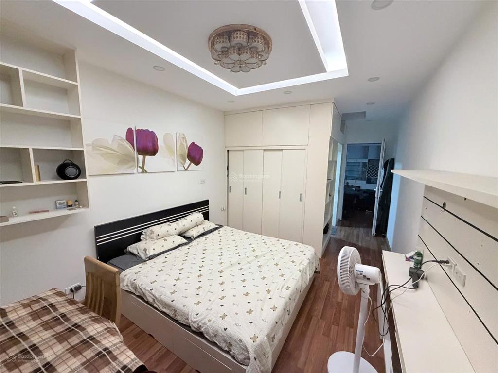 Cho thuê căn hộ chung cư đông đô, hoàng quốc việt, cầu giấy, dt 110m2, 3 ngủ full nội thất đẹp