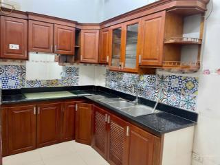 Cho thuê nhà riêng phố yên lãng, đống đa, 40m2, 5 tầng, 14tr/tháng
