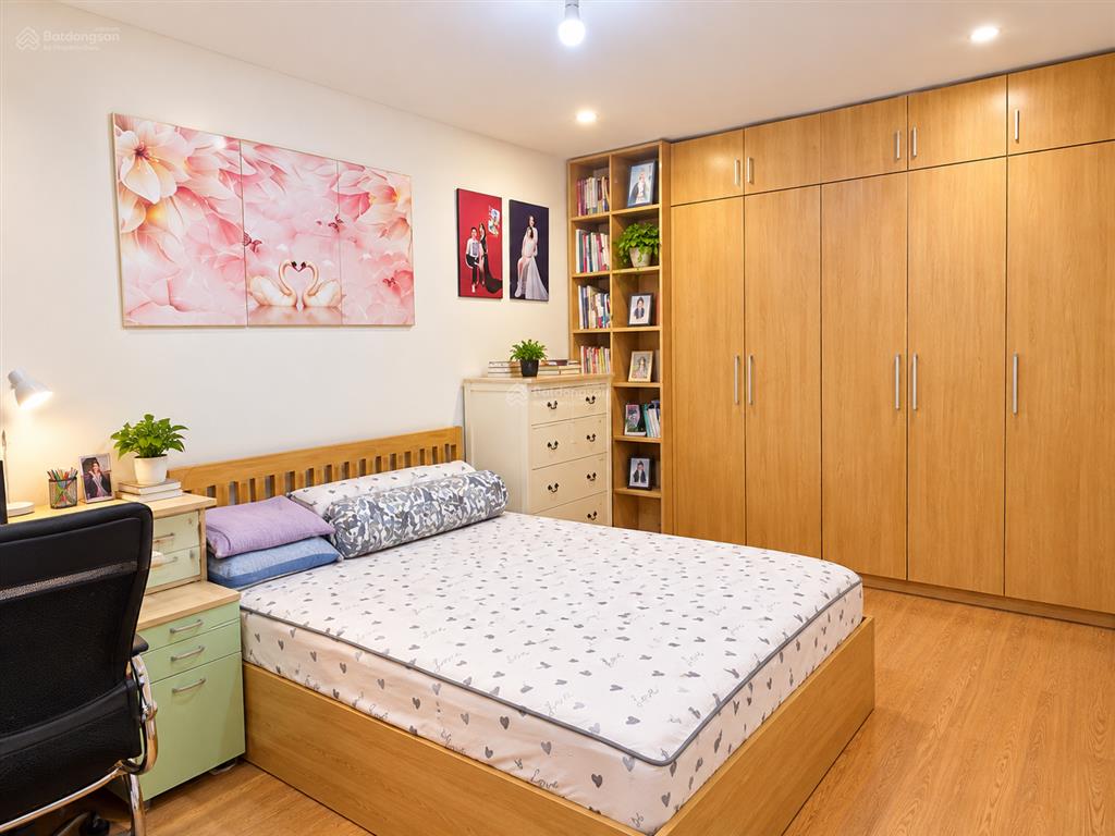 Cho thuê căn hộ cc hà đô park view, cầu giấy, dt 98m2, 2 ngủ, full nội thất, 16,5tr/tháng