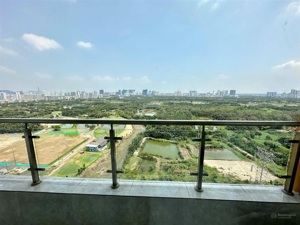 Em cho thuê căn hộ dragon hill  3pn nhà nội thất cơ bản giá 12tr. dọn vào ở ngay