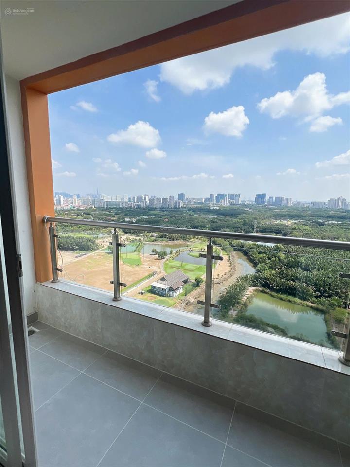 Em cho thuê căn hộ dragon hill  3pn nhà nội thất cơ bản giá 12tr. dọn vào ở ngay