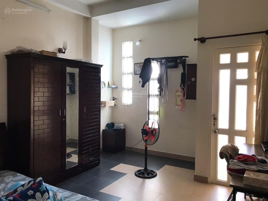 Bán nhà riêng sổ hồng chính chủ q10