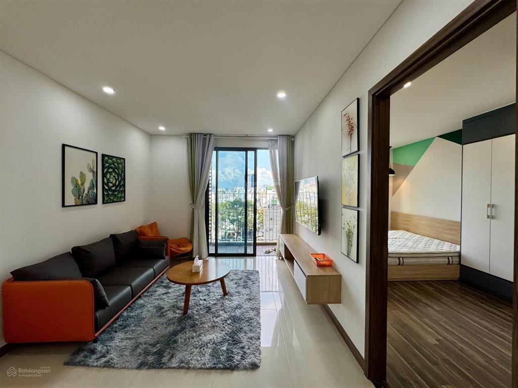 Bán căn hộ 2pn c/c melody residences  tân phú .  0938 990 ***