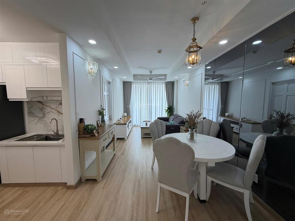 Bán căn hộ 2pn melody residences nhà đẹp, vào ở ngay.  0938 990 ***