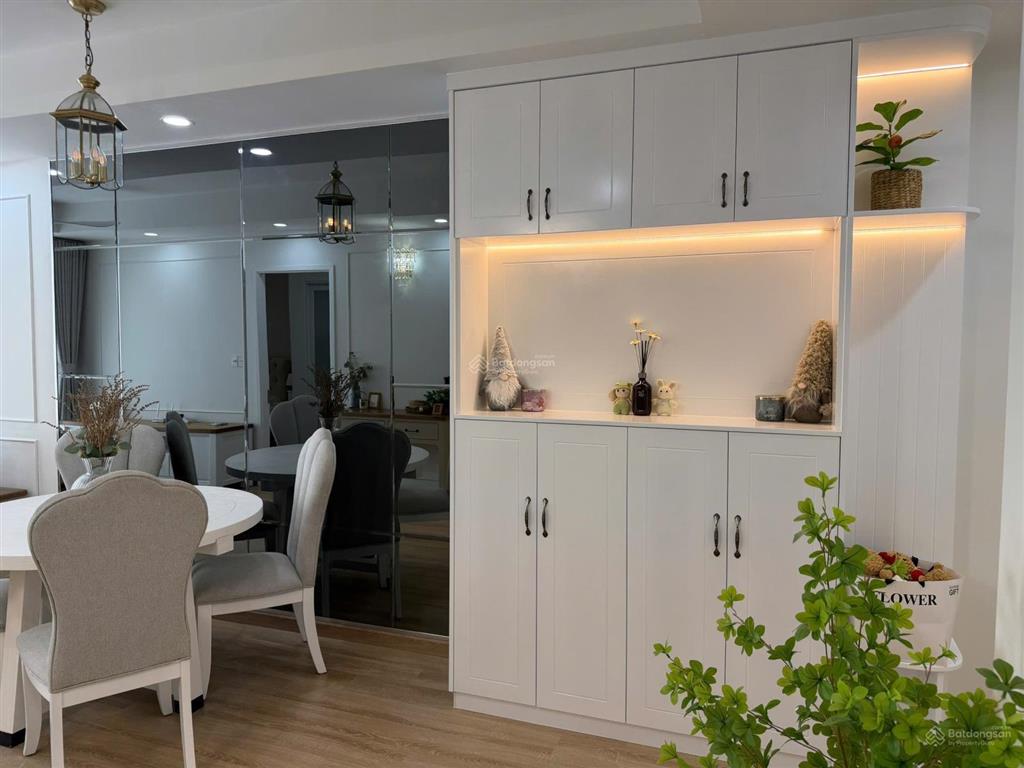 Bán căn hộ 2pn melody residences nhà đẹp, vào ở ngay.  0938 990 ***